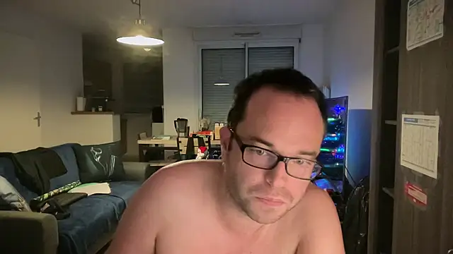 Funnyjul31 online show from 12/13/25, 07:53