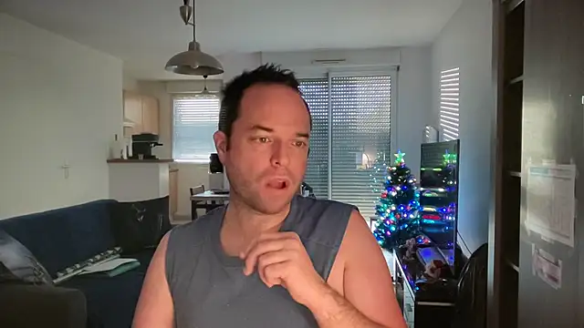 Funnyjul31 online show from 12/21/25, 03:30