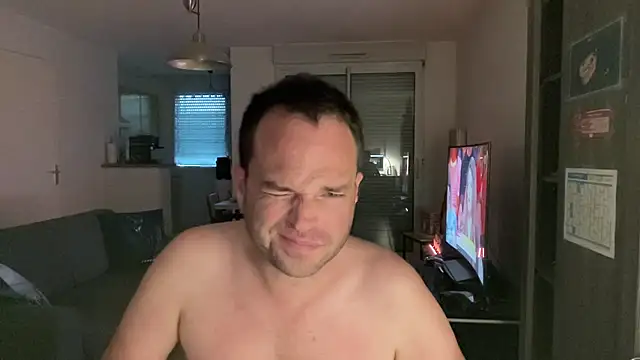 Funnyjul31 online show from 04/07/26, 05:46