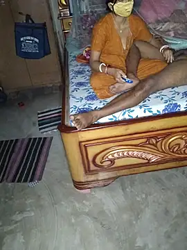 birds0641 online show from 11/21/25, 06:39