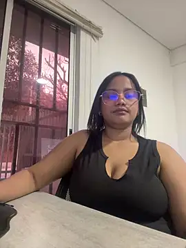 Snapshot of my_cam chatting on 02/26/25, 07:05 my cam online show from 02/26/25, 07:05