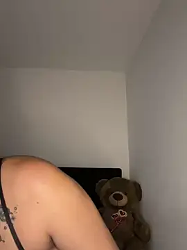 mari pauli x online show from 02/10/25, 04:41