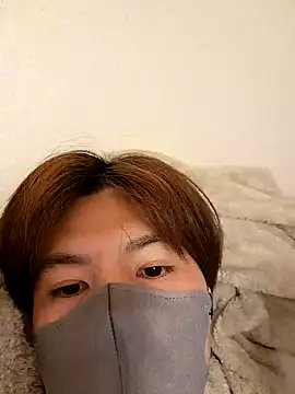yuukee11111 online show from 01/29/25, 03:22