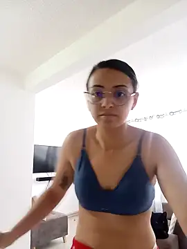 Snapshot of bri_ali chatting on 03/04/25, 01:49 bri ali online show from 03/04/25, 01:49