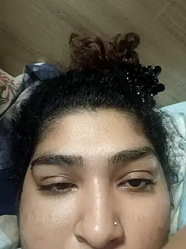 naina78910 online show from 10/29/25, 04:31