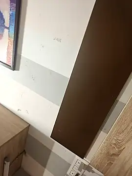 naina78910 online show from 11/12/25, 02:50