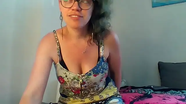 Ju-Hot online show from 05/26/26, 03:52