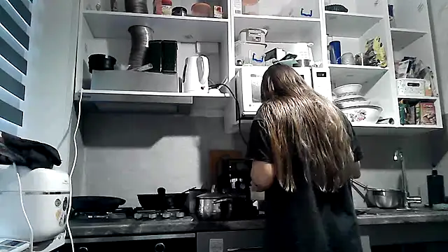 Misssweet s online show from 09/14/25, 04:00