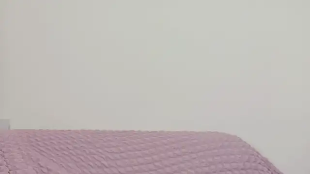 Snapshot of Tsukasa-xo chatting on 11/15/25, 04:43 Tsukasa-xo online show from 11/15/25, 04:43