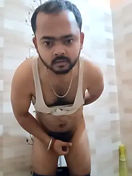 guavam65 online show from 02/28/26, 07:04