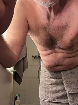 vincent1522 online show from 01/27/25, 06:41