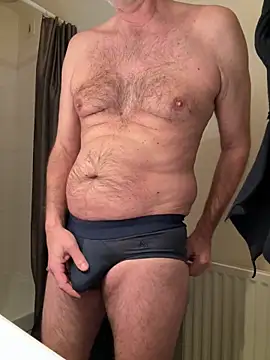 vincent1522 online show from 01/29/25, 07:04