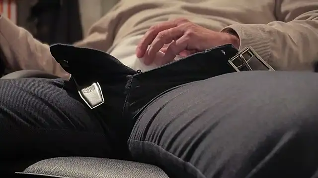 vincent1522 online show from 11/20/25, 07:57