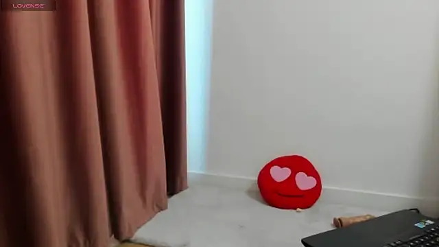 LadyLyanna online show from 05/30/26, 12:02