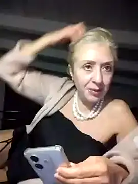 divinaerotica online show from 11/19/25, 06:08