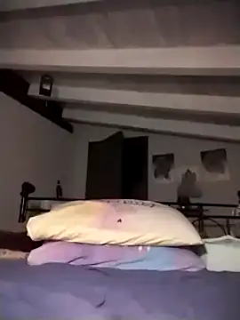 divinaerotica online show from 11/21/25, 09:24