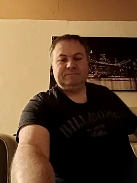 Snapshot of Pourleplasirs chatting on 03/20/25, 10:29 Pourleplasirs online show from 03/20/25, 10:29