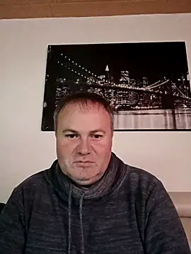 Snapshot of Pourleplasirs chatting on 11/19/25, 09:59 Pourleplasirs online show from 11/19/25, 09:59