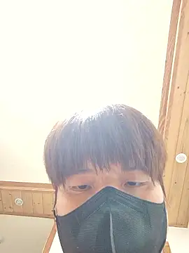 Tyyyggjju online show from 11/17/25, 06:08