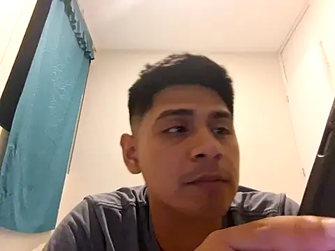 latinhotboy69 online show from 01/18/26, 05:44