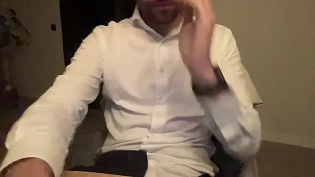 bullyboyy online show from 11/20/25, 06:24