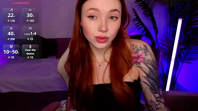 Maya Light online show from 02/08/26, 01:53