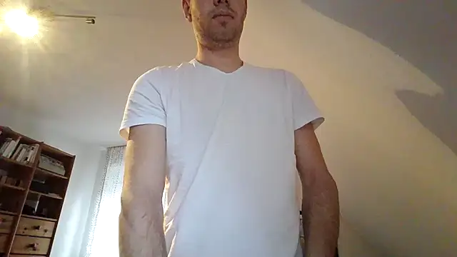 Snapshot of Busi92 chatting on 03/30/26, 09:54 Busi92 online show from 03/30/26, 09:54