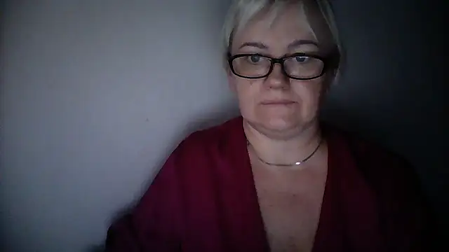 Snapshot of Mayya4321 chatting on 10/04/25, 07:06 Mayya4321 online show from 10/04/25, 07:06