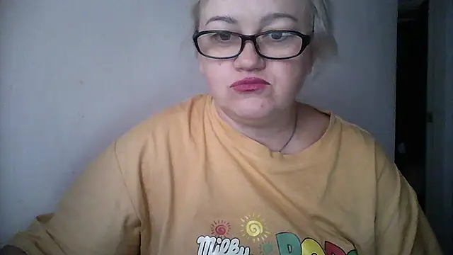 Snapshot of Mayya4321 chatting on 10/12/25, 07:07 Mayya4321 online show from 10/12/25, 07:07