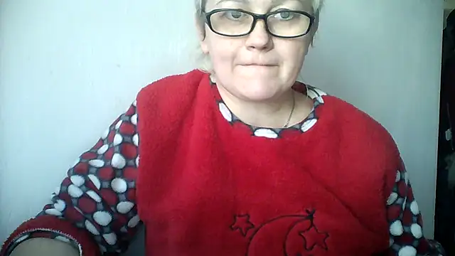 Snapshot of Mayya4321 chatting on 11/25/25, 09:31 Mayya4321 online show from 11/25/25, 09:31