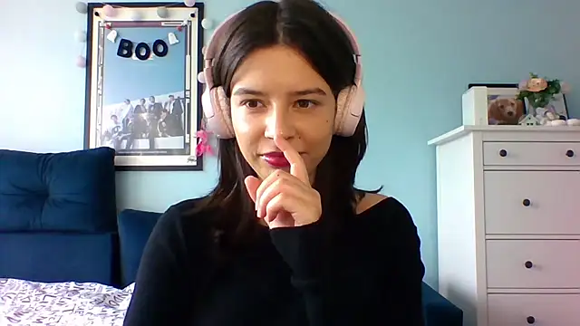 LariceSexy online show from 10/02/25, 12:12