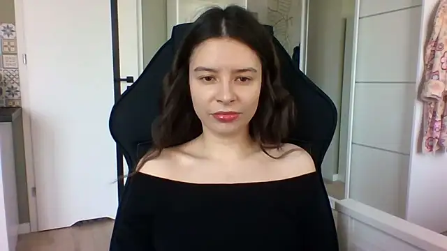 LariceSexy online show from 03/28/26, 01:11