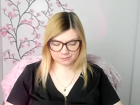 Lola moree online show from 03/27/26, 12:38