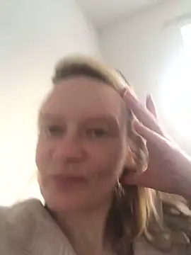 blondey206 online show from 03/10/25, 05:18