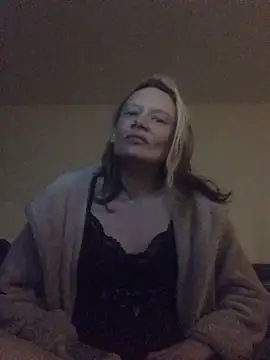 blondey206 online show from 03/12/25, 12:20