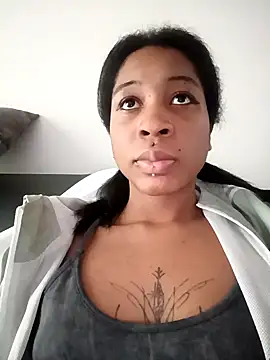 Zaira Rose  online show from 03/19/26, 09:41