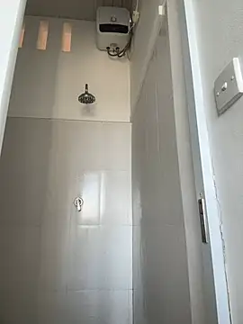 valure lera online show from 02/28/25, 12:21