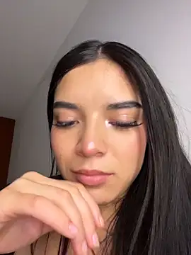 eileensophi online show from 04/09/26, 06:19