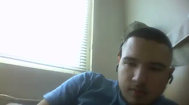 Snapshot of Drag_Queen chatting on 01/31/25, 10:31 Drag Queen online show from 01/31/25, 10:31