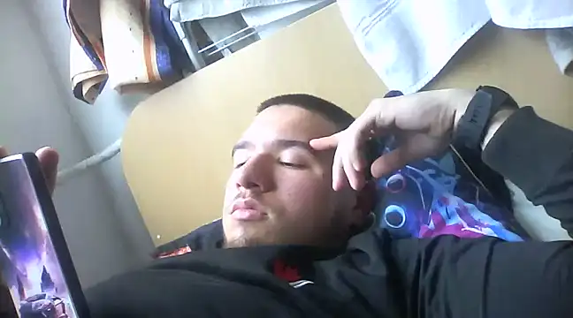 Snapshot of Drag_Queen chatting on 02/03/25, 12:47 Drag Queen online show from 02/03/25, 12:47