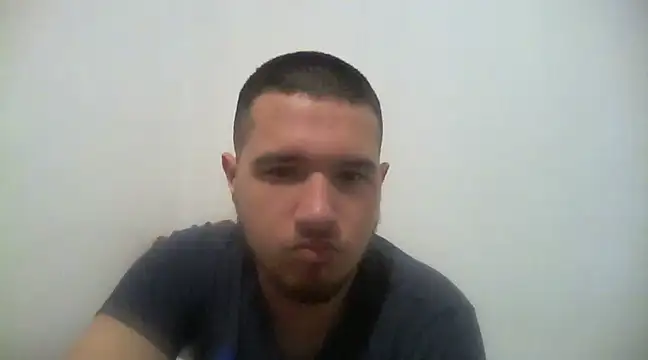 Snapshot of Drag_Queen chatting on 02/03/25, 06:28 Drag Queen online show from 02/03/25, 06:28