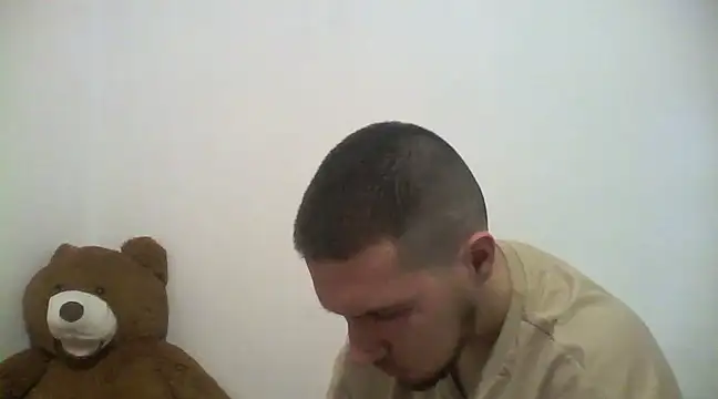 Snapshot of Drag_Queen chatting on 02/04/25, 08:49 Drag Queen online show from 02/04/25, 08:49