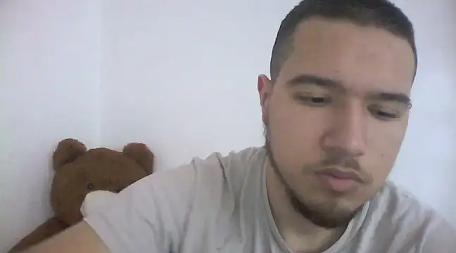 Snapshot of Drag_Queen chatting on 02/06/25, 07:35 Drag Queen online show from 02/06/25, 07:35