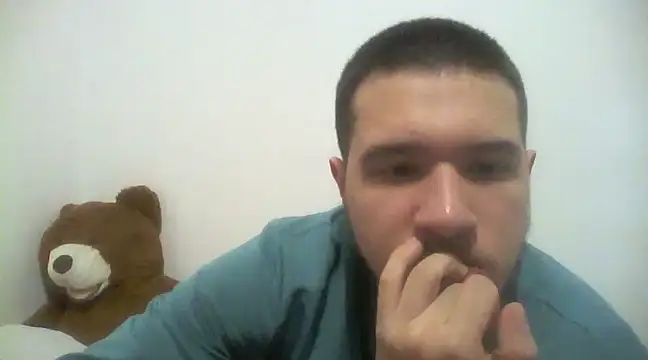 Snapshot of Drag_Queen chatting on 02/13/25, 08:45 Drag Queen online show from 02/13/25, 08:45