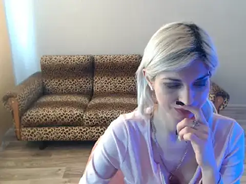 SexyBeatriice online show from 03/21/25, 10:17