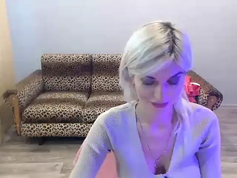 SexyBeatriice online show from 10/09/25, 06:22