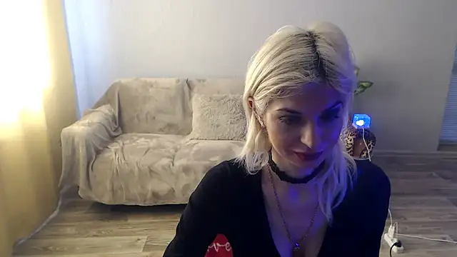 SexyBeatriice online show from 04/02/26, 06:22