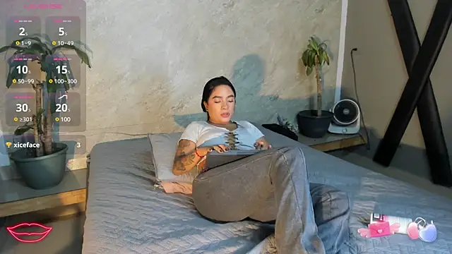 Estefy gomez09 online show from 02/12/25, 11:41