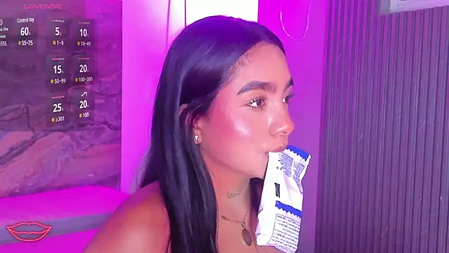 Estefy gomez09 online show from 03/19/25, 03:52