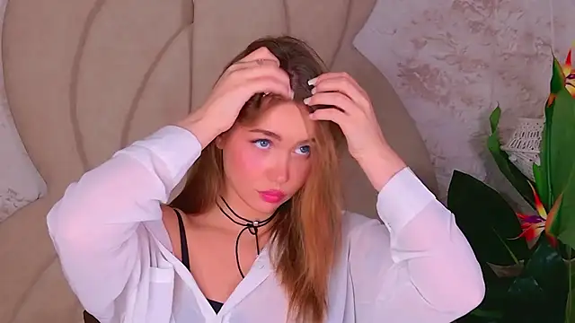 Snapshot of EvansLover chatting on 10/02/25, 08:49 EvansLover online show from 10/02/25, 08:49